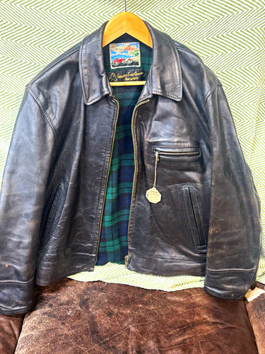 Aero leather front quarter - leather, co.