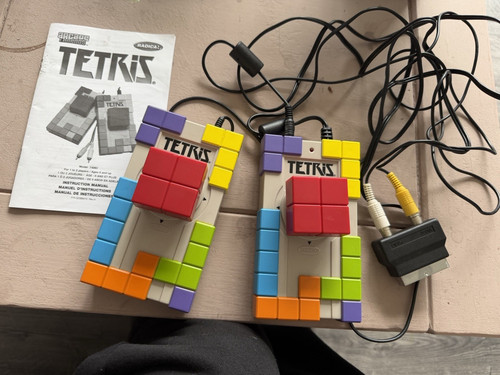 Radica tetris handheld - radica,