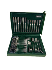 Vintage Oneida Cutlery Set