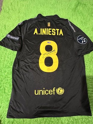 Andrés iniesta signed - iniesta,
