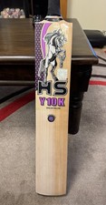 HS Y10K Premium Grade 1 English Willow Cricket Bat - Size SH