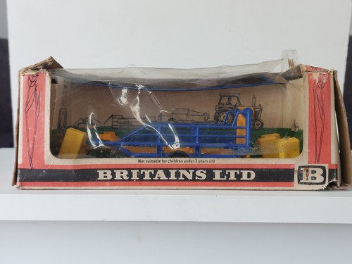 Britains bale sledge trailer - bale,