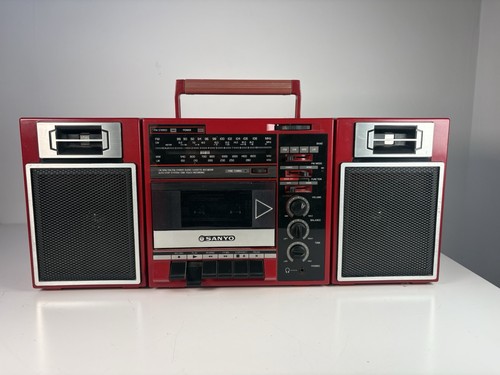 Sanyo m9708l boombox vintage - boombox,