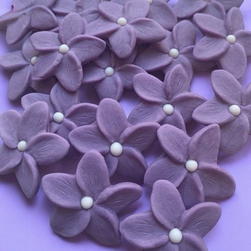 Purple flowers cake - cake, toppers