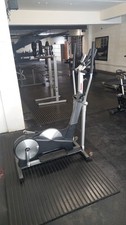 Keiser M5i Cross Trainer