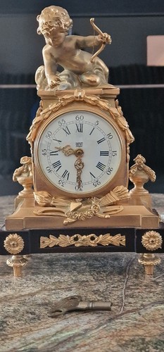 Stunning small french cherub - small,