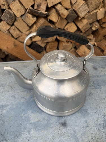 Vintage aluminium kettle - aluminium,