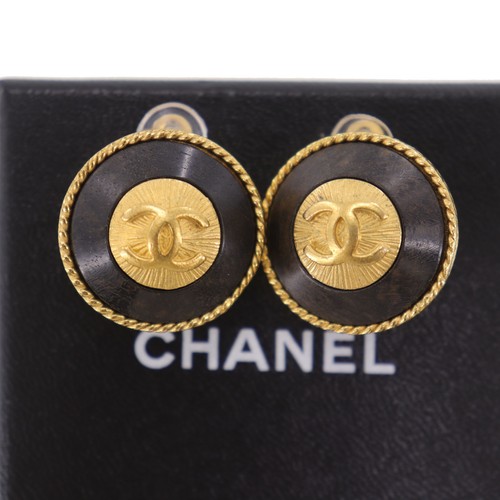 Chanel used earrings - used,