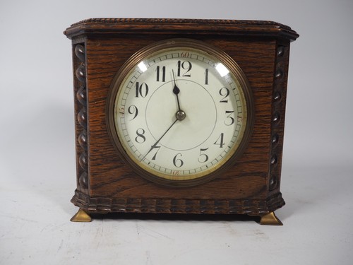 Oak mantel clock - mantel, antique