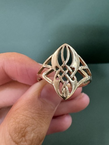 9ct gold celtic knot - 9ct,
