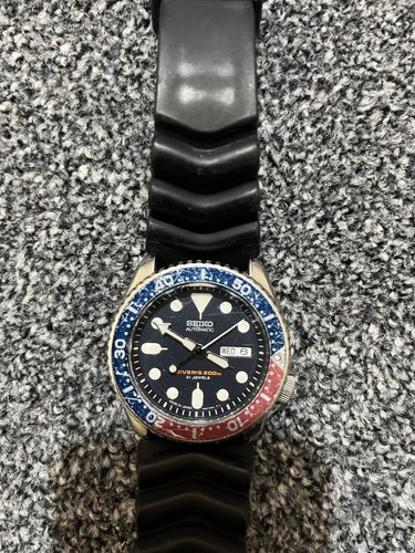 Seiko skx009j automatic diver - automatic,