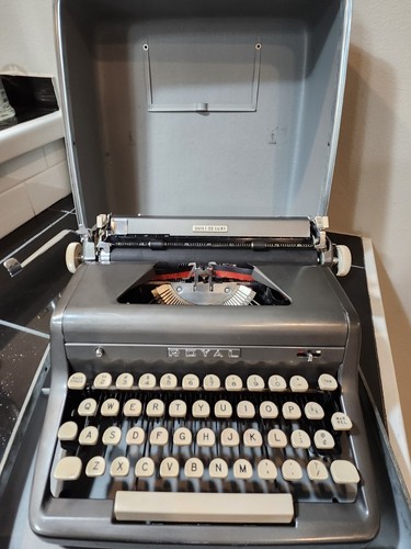 1956 royal quiet luxe - royal,