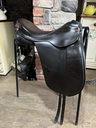 Albion style dressage saddle - albion,