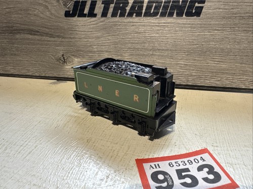 Hornby lner railway green - lner,