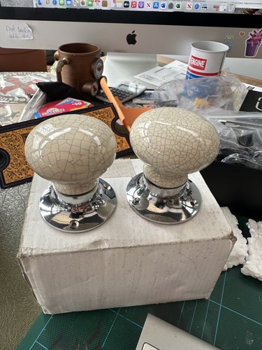 Cream crackle ceramic - cream,