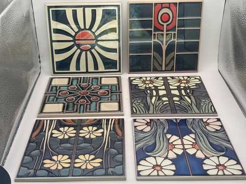 Art deco handpainted glazed - art,