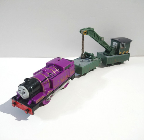 Tomy thomas trackmaster train - thomas,