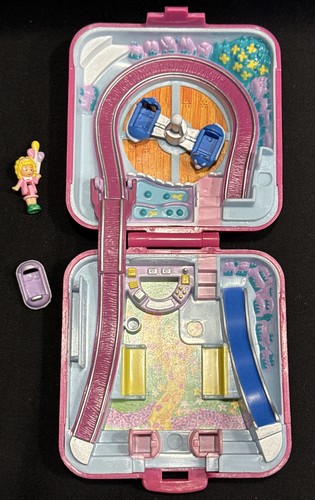 Polly pocket world - polly,