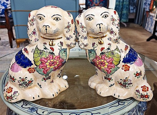 Pair hand painted tobacco - pair:,