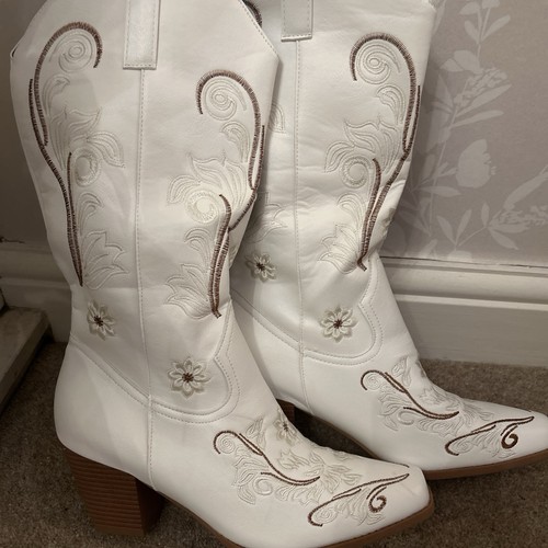 Ladies white floral - white, midcalf