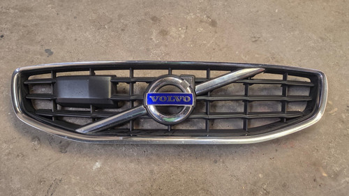 Volvo v60 s60 front radiator - volvo,