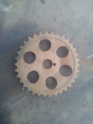 Sprocket toothed camshaft - camshaft, 500