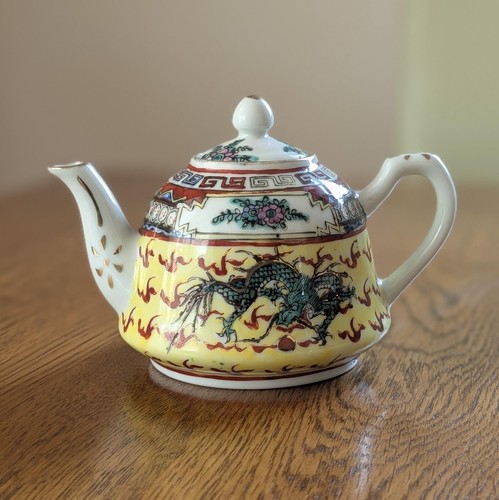 Chinese porcelain teapot - porcelain,