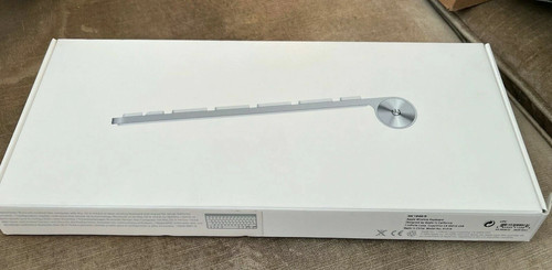 Genuine new apple a1314 - new,