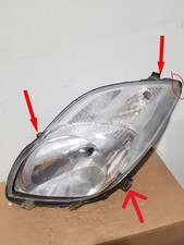 TOYOTA YARIS P9 Headlight