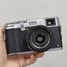 FUJIFILM Fuji X100S Silver