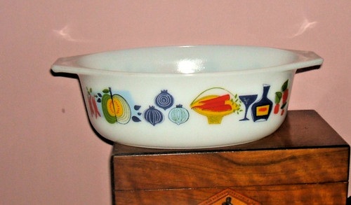 Pyrex casserole dish fiesta - pyrex,