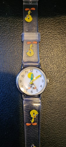 Tweety bird and silvester - tweety,