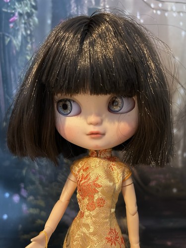 Customised icy blythe doll - blythe,