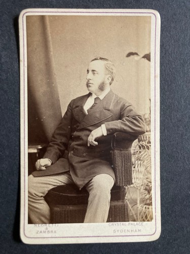 Seated gentleman antique cdv - gentleman,
