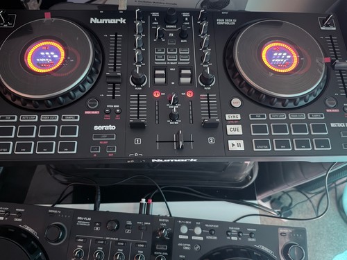 Numark mixtrack platinum - mixtrack,