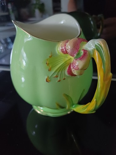Jug tiger lily - tiger,