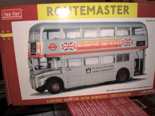 London bus queen - bus, "queen's
