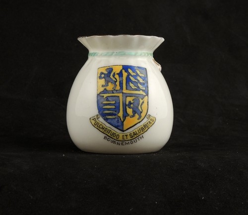 Vintage goss pouch - wh,