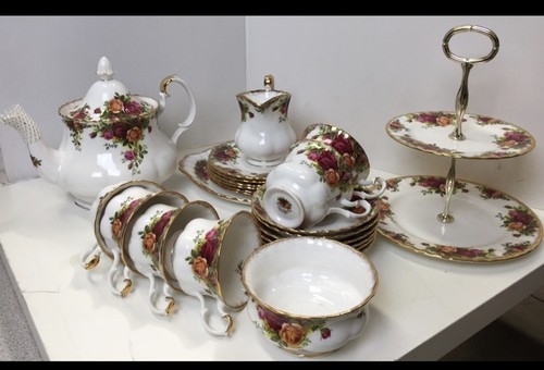 Twenty three pcs - three,