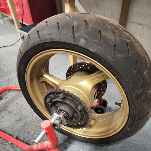 Honda cbr 1000 - rr, wheel