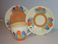 CLARICE CLIFF CROCUS TRIO -