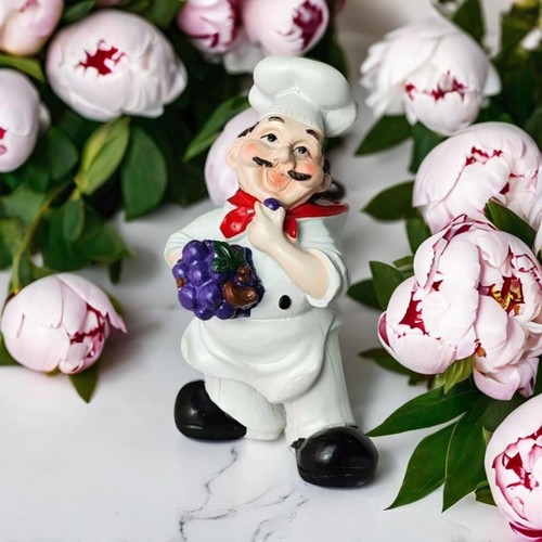 Chef resin figurine - chef,
