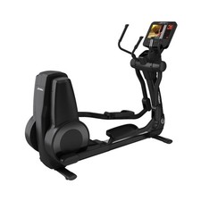 New Life Fitness Platinum Club Series Cross Trainer with Discover SE3HD Console