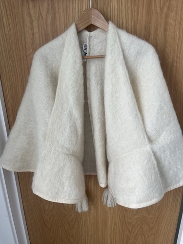 Arola mohair wool cape 12 - uk,