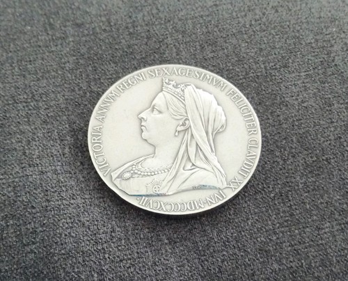 1897 queen victoria diamond - queen,