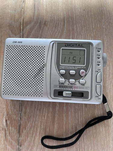 Digital radio has - radio., wave