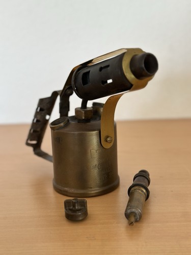 Vintage british monitor - monitor, no.25