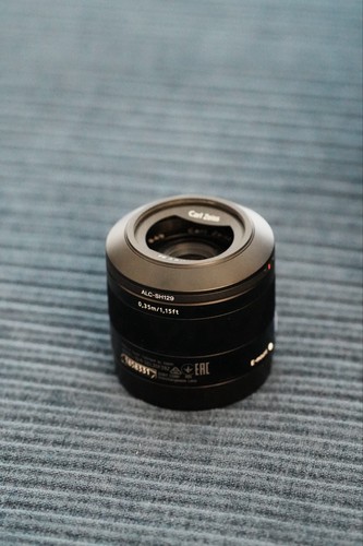 Sony sel35f28z sonnar fe - t*,