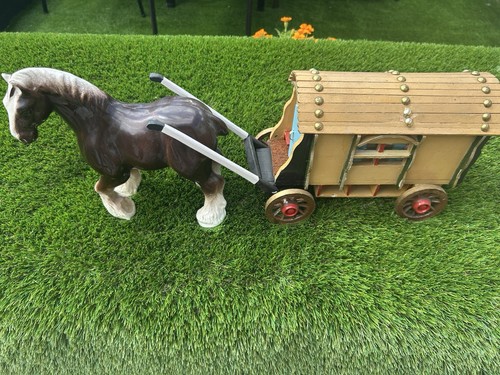 Horse and pulling gypsy - horse,