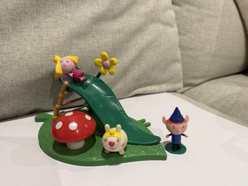 Ben and holly little - holly,